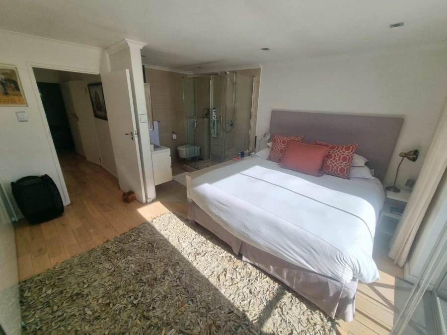 To Let 2 Bedroom Property for Rent in Green Point Western Cape